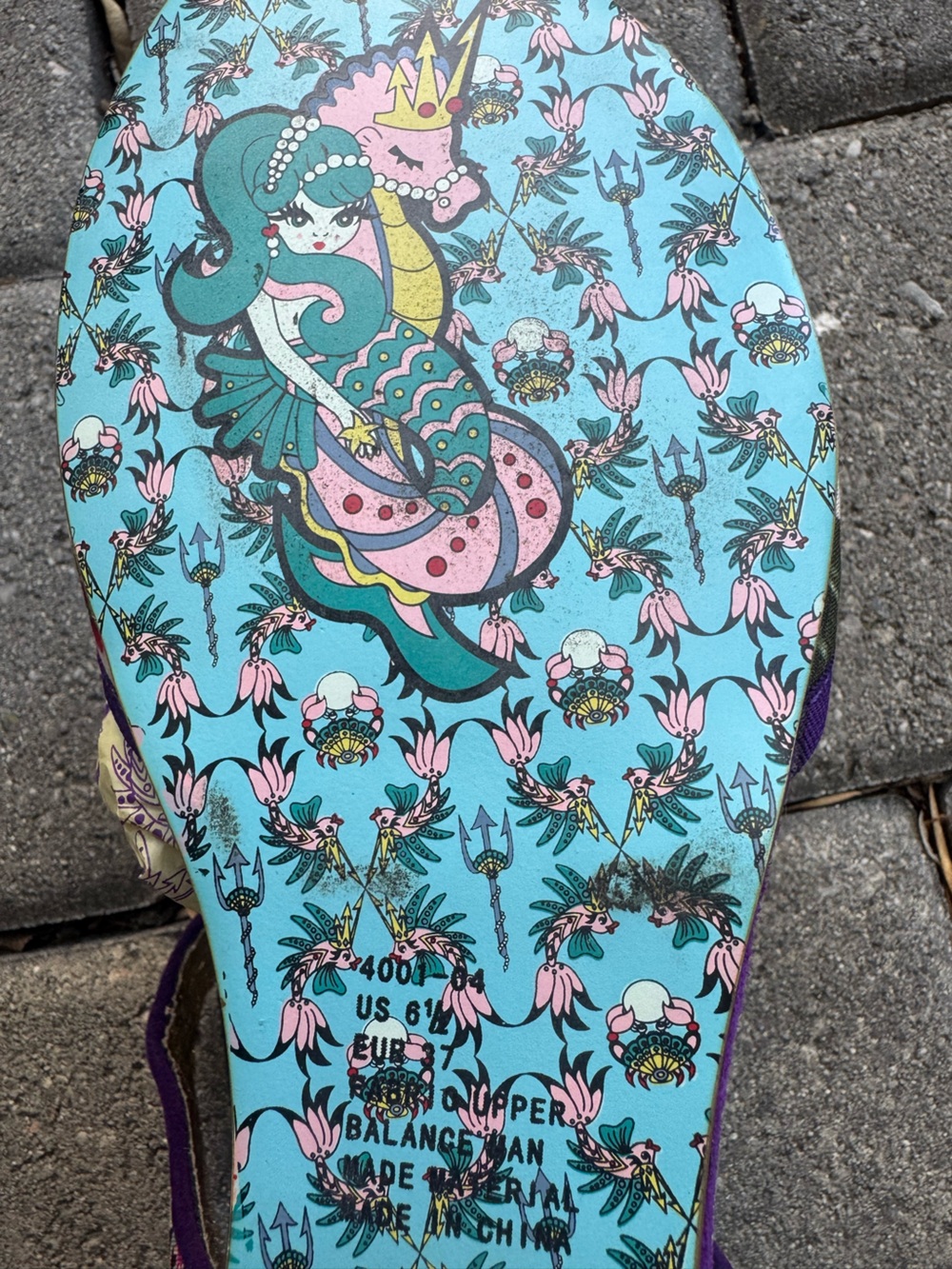 IRREGULAR CHOICE Purple Strawberry Pom Sandals Size 6.5 - Picture 8 of 8
